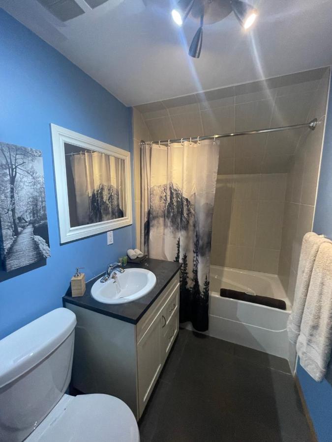 Blaeberry Valley Vacation Rentals Golden Exterior photo